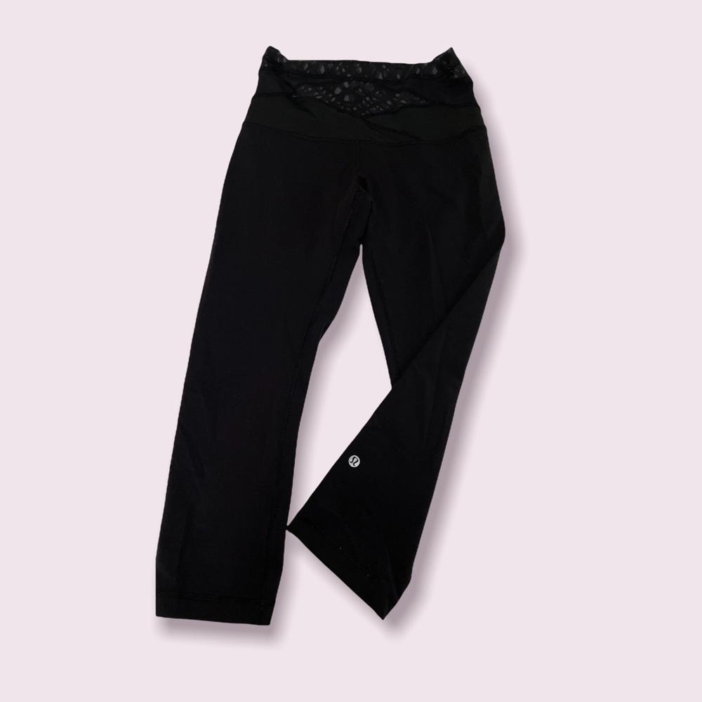 Lullu lemon Capri yoga pants